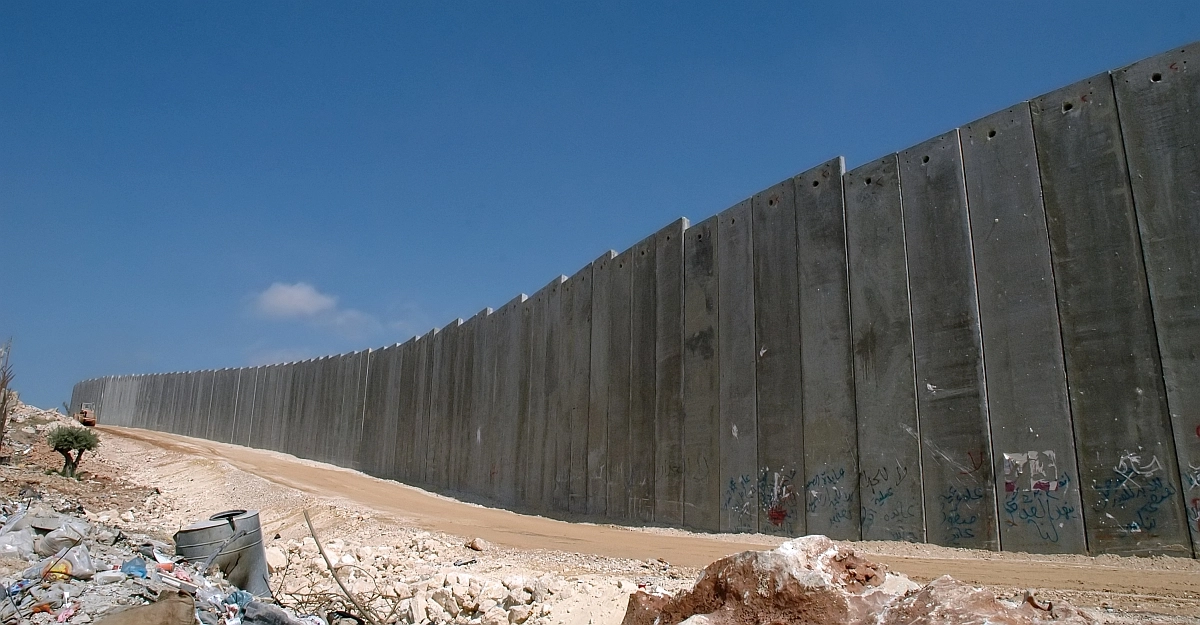 Photo of Separation Wall